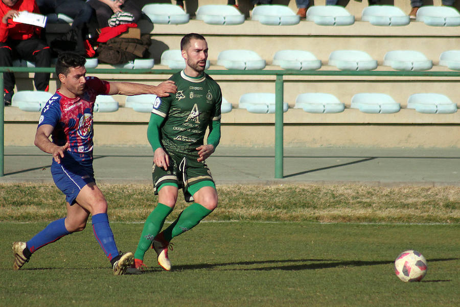 Las imágenes del triunfo del Atlético Astorga ante la Gimnástica Segoviana