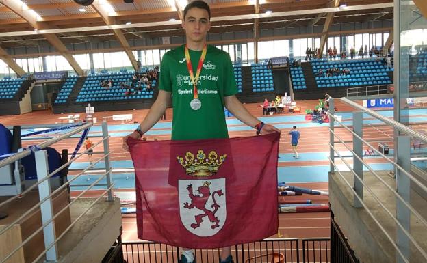 Daniel Amez, subcampeón nacional sub-20 en salto de longitud