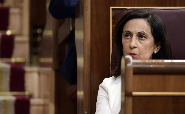 La frontal oposición del PSOE leonés frena el desembarco de Margarita Robles, que irá por Ávila