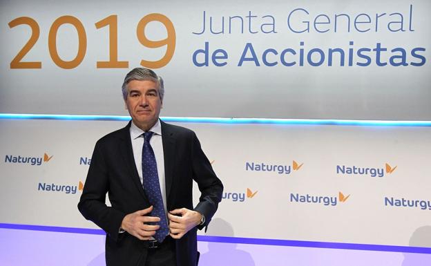 El presidente de Naturgy afirma que los precios del CO2 y los costes del carbón «hacen inviable» la generación en las térmicas