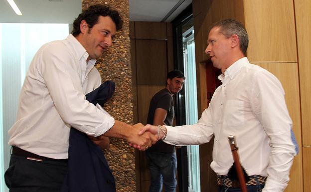 El PP de Villaquilambre considera que el PSOE está «tratando de engañar» a los vecinos con la supresión de los pasos a nivel