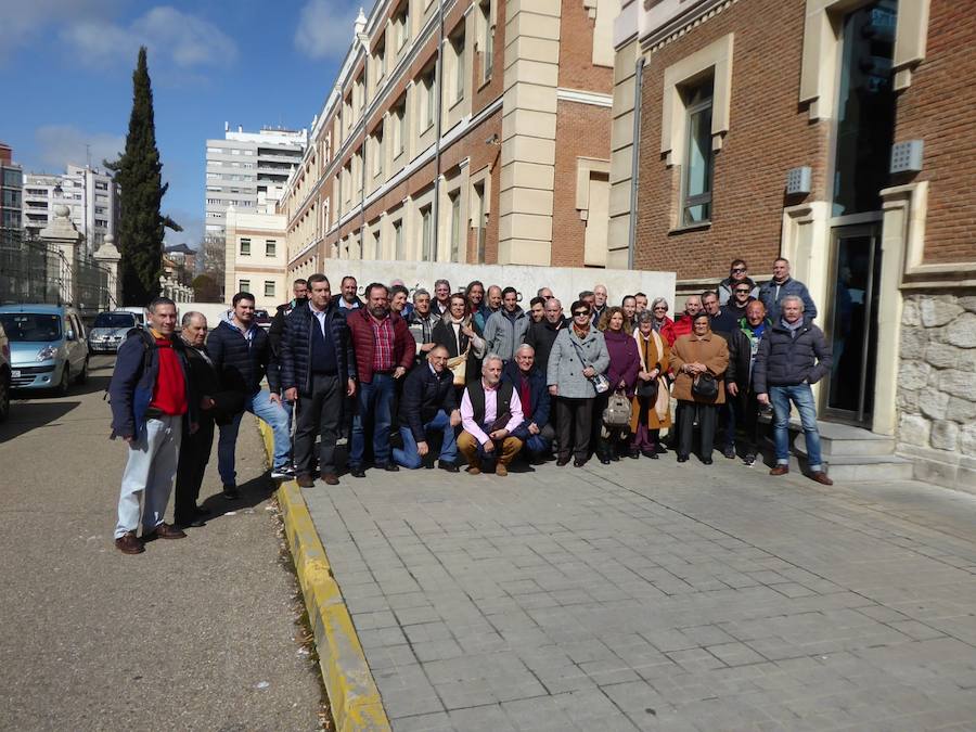 Cuarenta voluntarios de Protección Civil de León se empapan de la actividad del 112