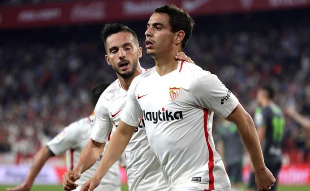 Un triplete de Ben Yedder desatasca al Sevilla