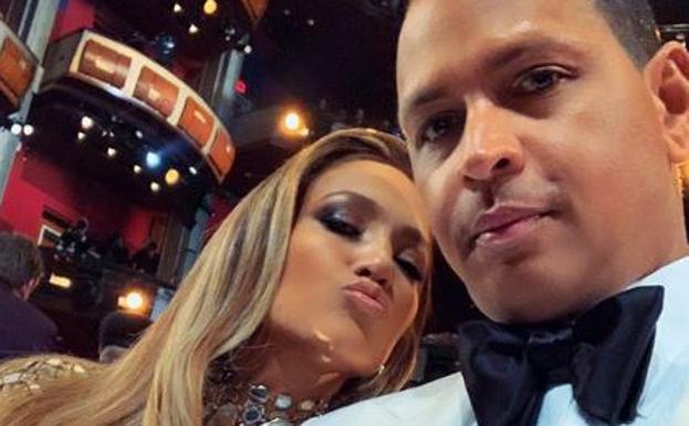 Jennifer Lopez se compromete con Alex Rodriguez