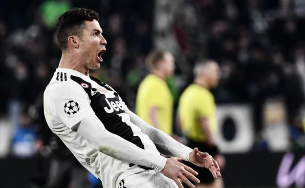 Cristiano cumple su promesa con un triplete y un gesto obsceno