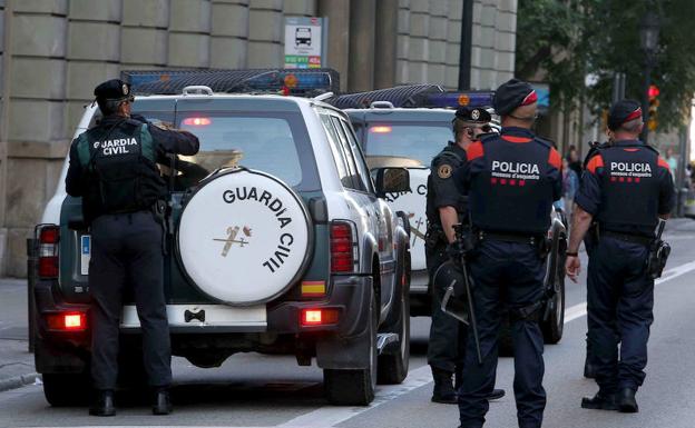 Investigan la muerte de un bebé encontrado en un contenedor en Barcelona