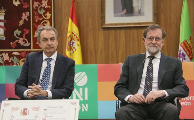 Zapatero y Rajoy unidos en León: «Los 40 años de la democracia han sido 40 años de éxito para España»
