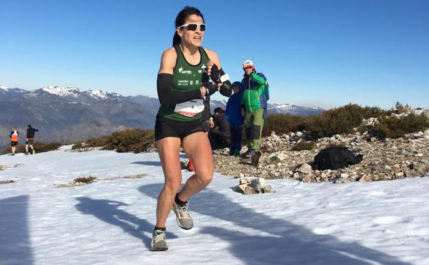 Joseba Díaz y Verónica Sánchez coronan el Kilómetro Vertical al Bobia de Alto Sil