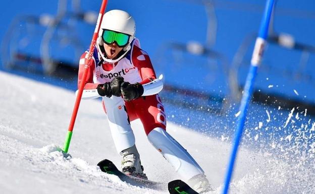 La leonesa Raquel Martínez brilla en la Copa del Mundo de Esquí Alpino Adaptado