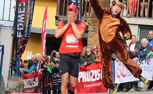 Anguita destaca el «nivelazo» de la Alto Sil que se decidió por «suspiro»