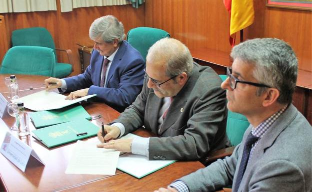 La ULE y el Colegio de Ingenieros otorgarán el premio al mejor trabajo de fin de máster en Industriales