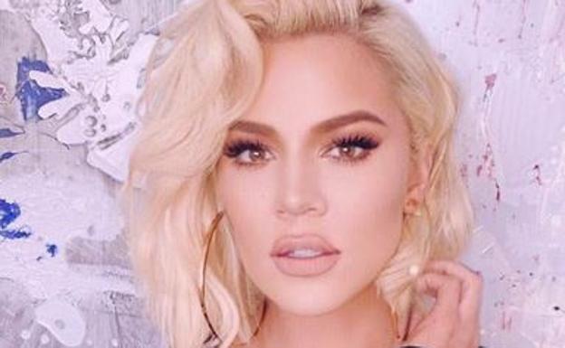 El posado sin ropa interior de Khloé Kardashian que ha incendiado las redes