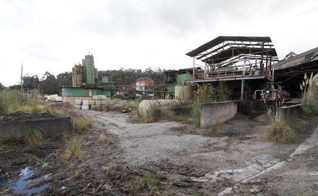 Herido grave un trabajador al ser atropellado por una pala en una mina de Asturias