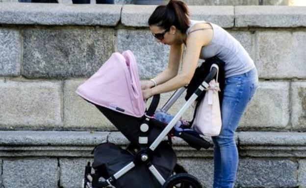 Un 25% de las devoluciones del IRPF de maternidad está aún sin resolver