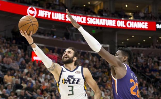 Ricky Rubio brilla en la victoria de los Jazz ante los Suns