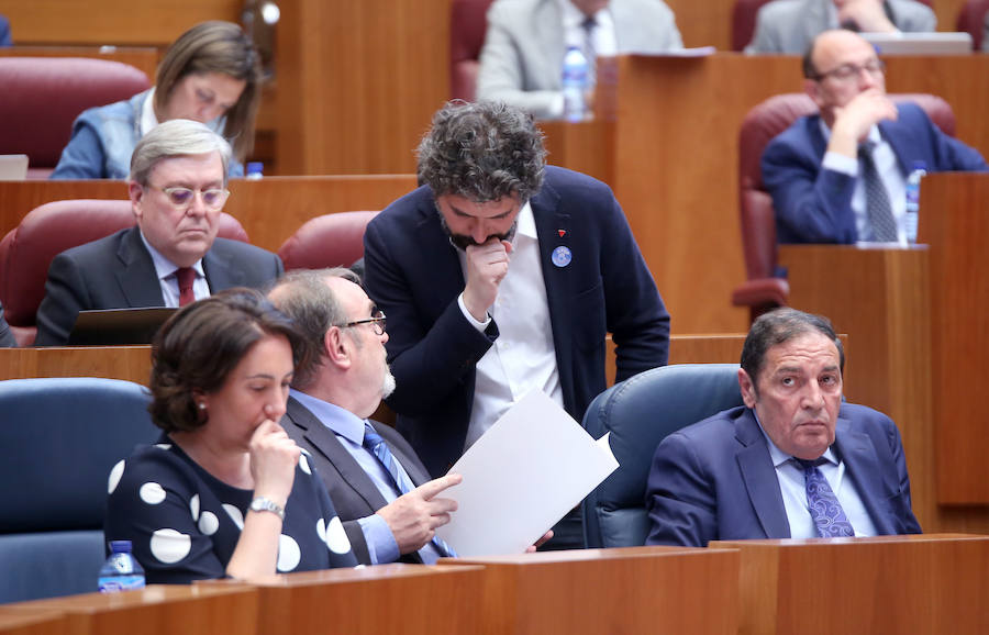 Unanimidad para mejorar los sexenios a un colectivo de 12.000 docentes de Castilla y León