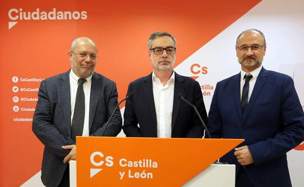 La Fiscalía abre diligencias por las primarias de Cs y cita a Francisco Igea para mañana