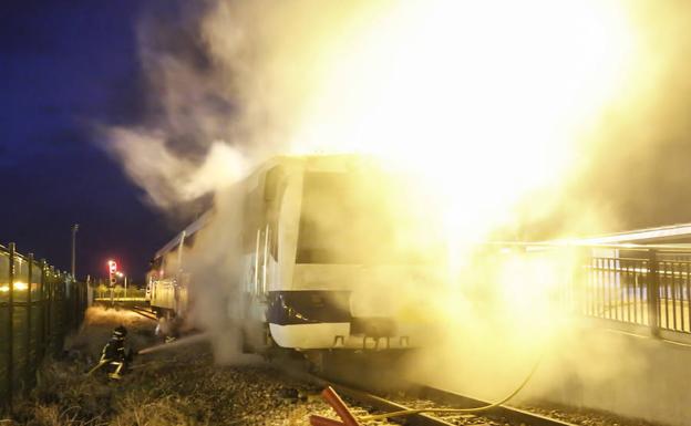 Susto en Feve: arde un vagón vacío estacionado en La Asunción