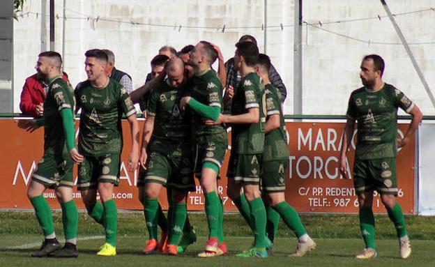 El Astorga sigue lanzado