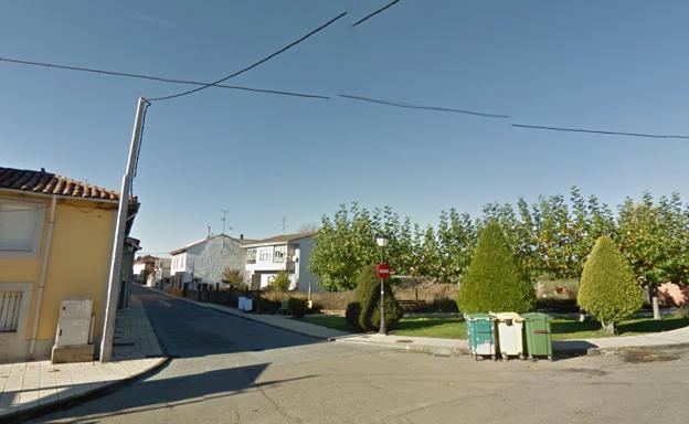 Un policía fuera de servicio localiza a un menor extraviado en la urbanización de San Miguel del Camino