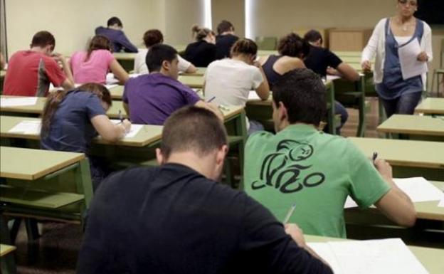 CSIF denuncia que la Junta mantenga que el profesorado administre medicamentos al alumnado