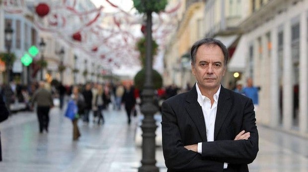 Antonio Soler, Premio Crítica Literaria 2018 por su novela 'Sur'