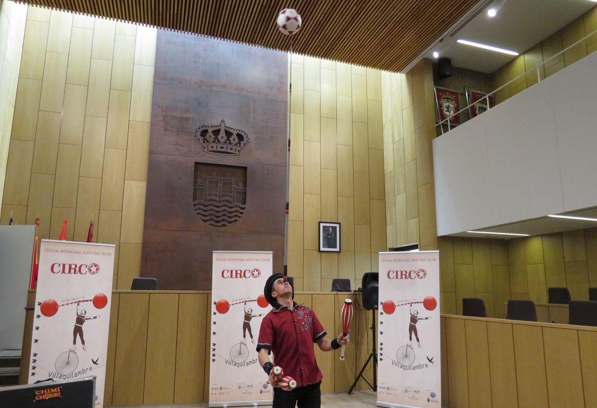 Demostración del I Festival Internacional de Circo de Villaquilambre