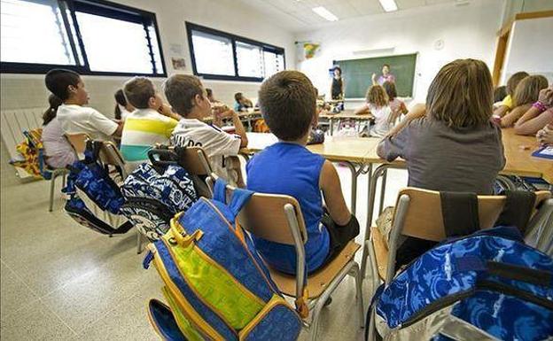 Investigan a un profesor de Jerez por atar y amordazar a un alumno con autismo