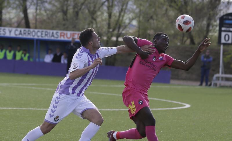 Una Ponferradina de segundas partes vence al Valladolid B y se acuesta segunda en la tabla