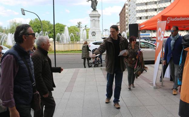 El fomento de la natalidad, una de las claves de la propuesta de Cs en León, que confía en volver al Congreso