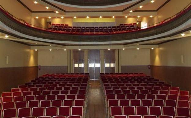 La pieza premiada de teatro-danza 'Latente' de Paula Quintana llega este viernes a La Bañeza