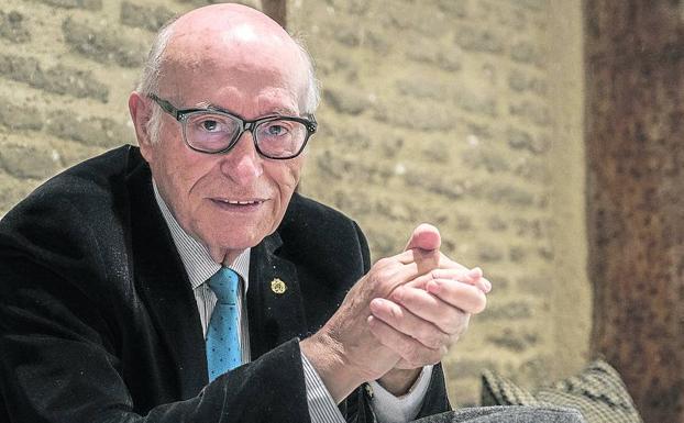 Blas Bombín: «El colmo de la desfachatez es que nos estén diciendo: 'Bebe con moderación'. ¡Es un gran contrasentido!»