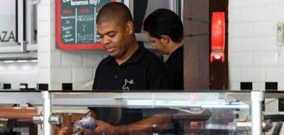 El mercado laboral leonés se cierra para extranjeros, con un 34% menos de autorizaciones para trabajar en un año