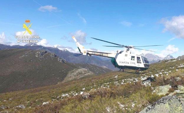 La Guardia Civil rescata a un senderista 'paralizado' en el Pico Val Gran en Cabrillanes