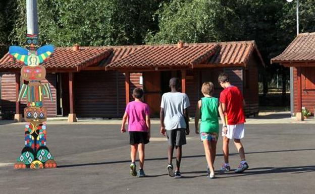 Menores leoneses participan en el IV Encuentro de Infancia y Adolescencia en el Coto Escolar