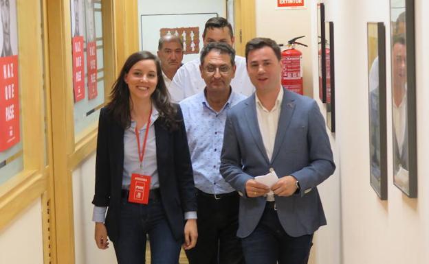 El voto de los 'exiliados' leoneses respeta el resultado del 28-A en la provincia y el PSOE es la fuerza más votada