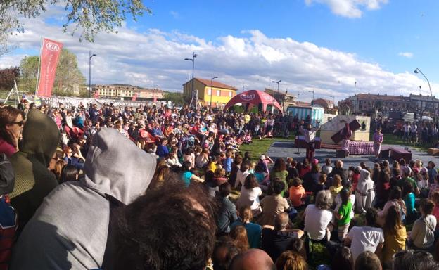 El circo contagia de ilusión a Villaquilambre