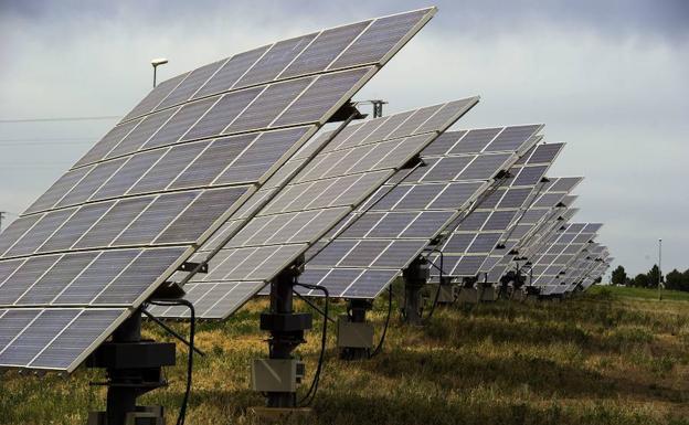 Medina acogerá dos parques solares con más de 130.000 placas instaladas