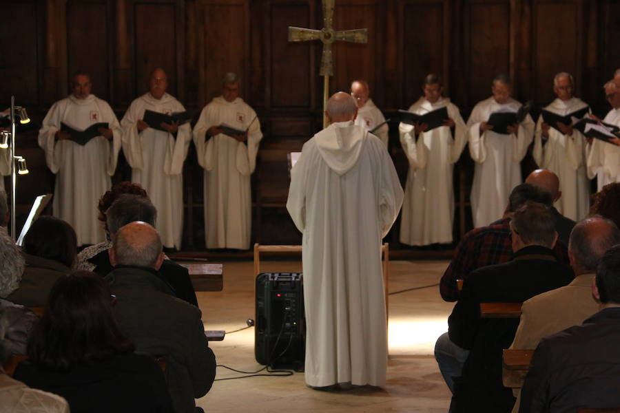 El canto de Vísperas vuelve a Sandoval