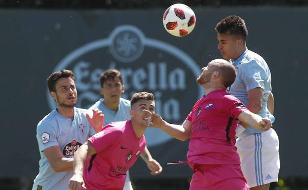 Iván Villar frena la reacción de la Ponferradina en Barreiro