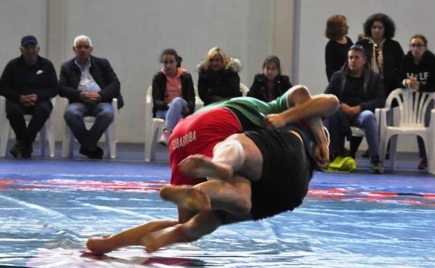 Montaña del Porma no falla ante Tierras de León y se aúpa al liderato