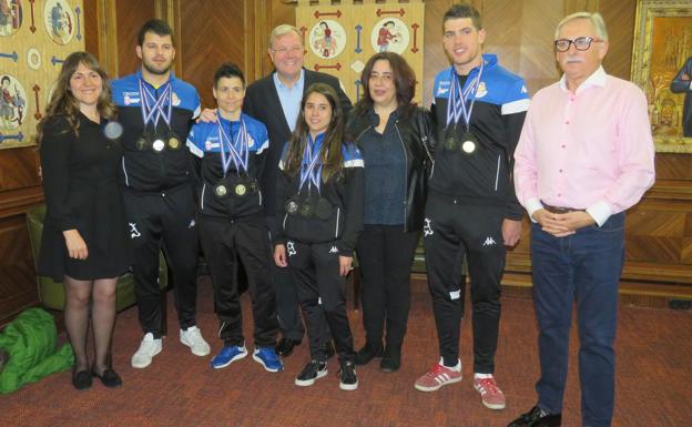 La selección de lucha leonesa y sus 23 medallas en el Europeo reflejan su «buena salud»