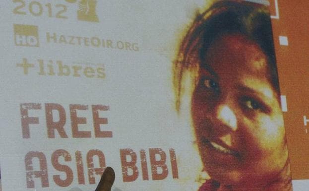 Asia Bibi abandona Pakistán para reunirse con su familia en América