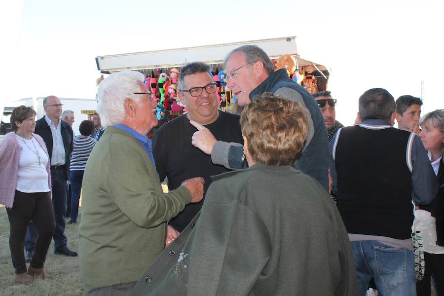 Silván visita las fiestas patronales de Oteruelo