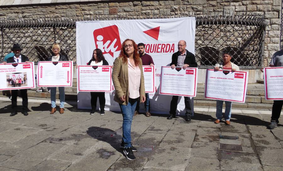 Feminismo, empleo digno y una revolución en la movilidad, ejes del programa de IU para León