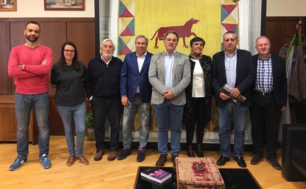 El jurado del 'Premio de Periodismo Ciudad de Astorga 2019 galardona a Fernando Aller y Verónica Viñas
