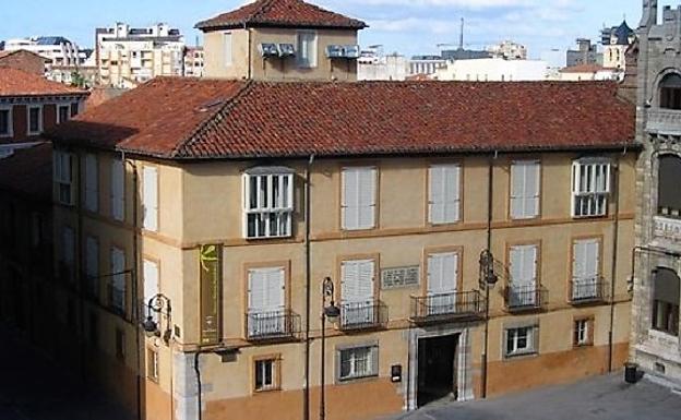 Estudiantes de Historia del Arte de la ULE explican obras en los museos de León