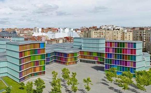 El arquitecto del Musac regresa a una de sus obras principales con motivo del Día Internacional de los Museos