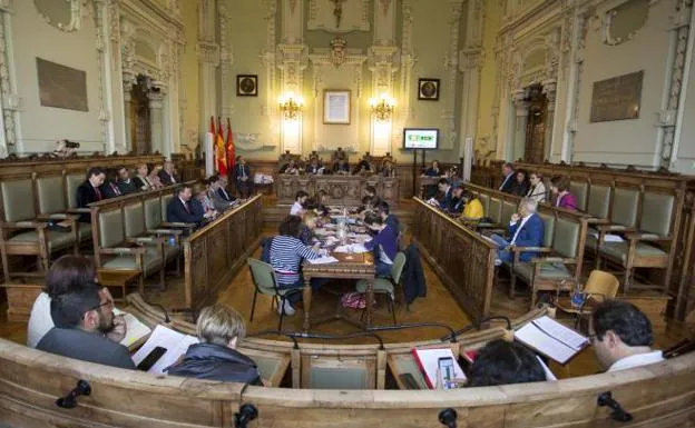 El Ayuntamiento aprueba la revisión de un PGOU «para todos» y centrado en un Valladolid «ya existente»