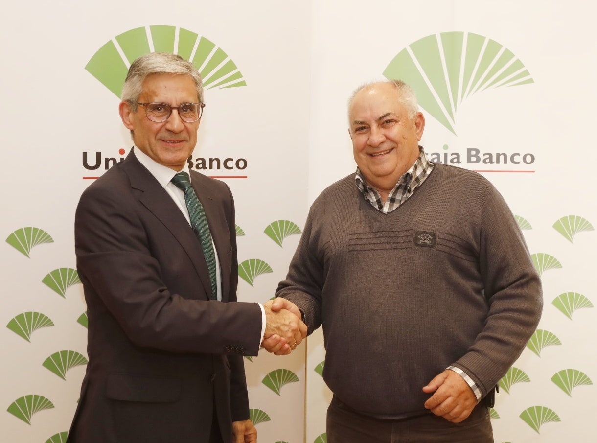 Unicaja Banco potenciará la actividad económica del Colegio Oficial de Protésicos Dentales de Castilla y León y de sus 450 profesionales